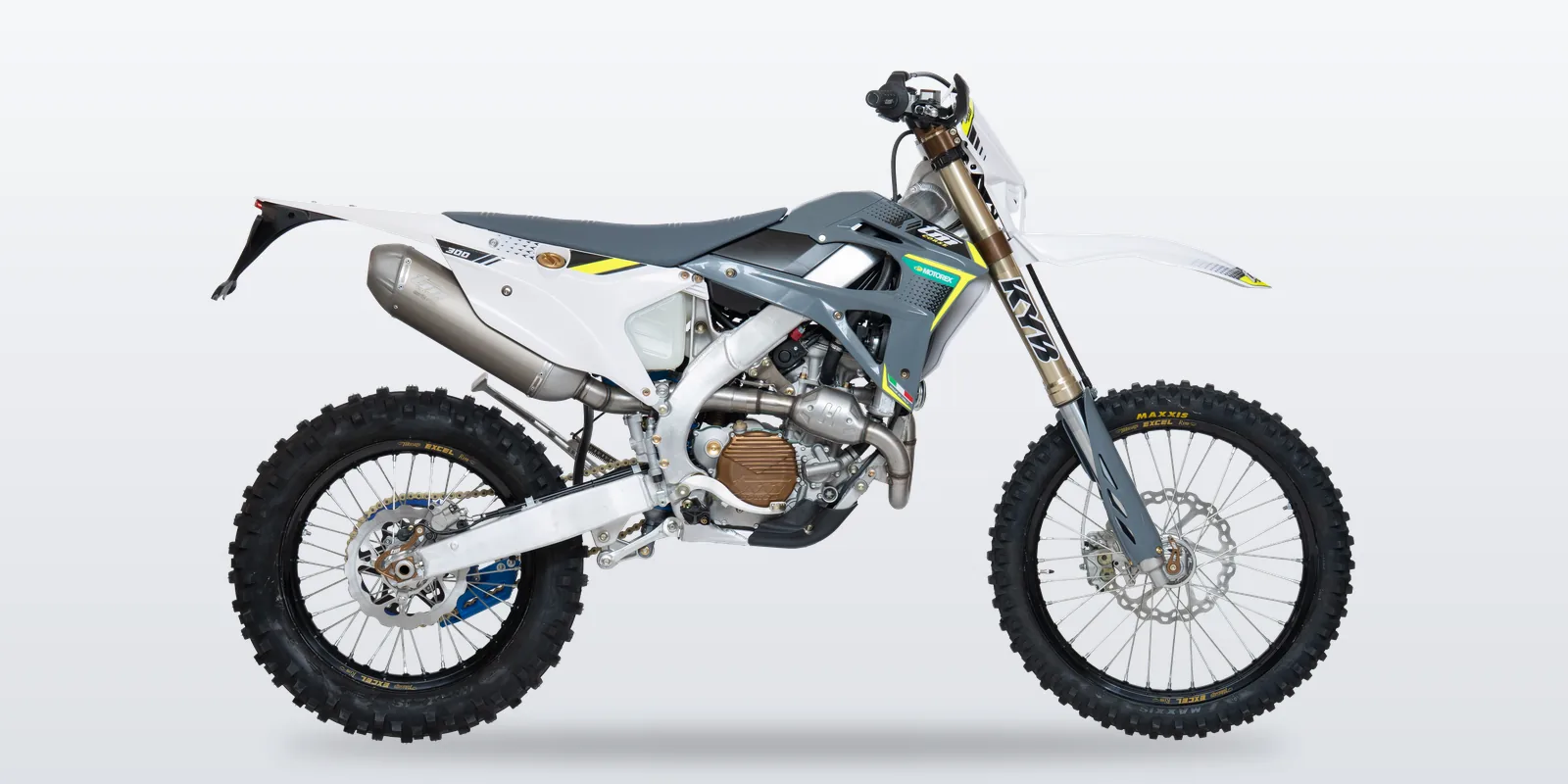 EN 300 ES Fi 4T - TM Corse