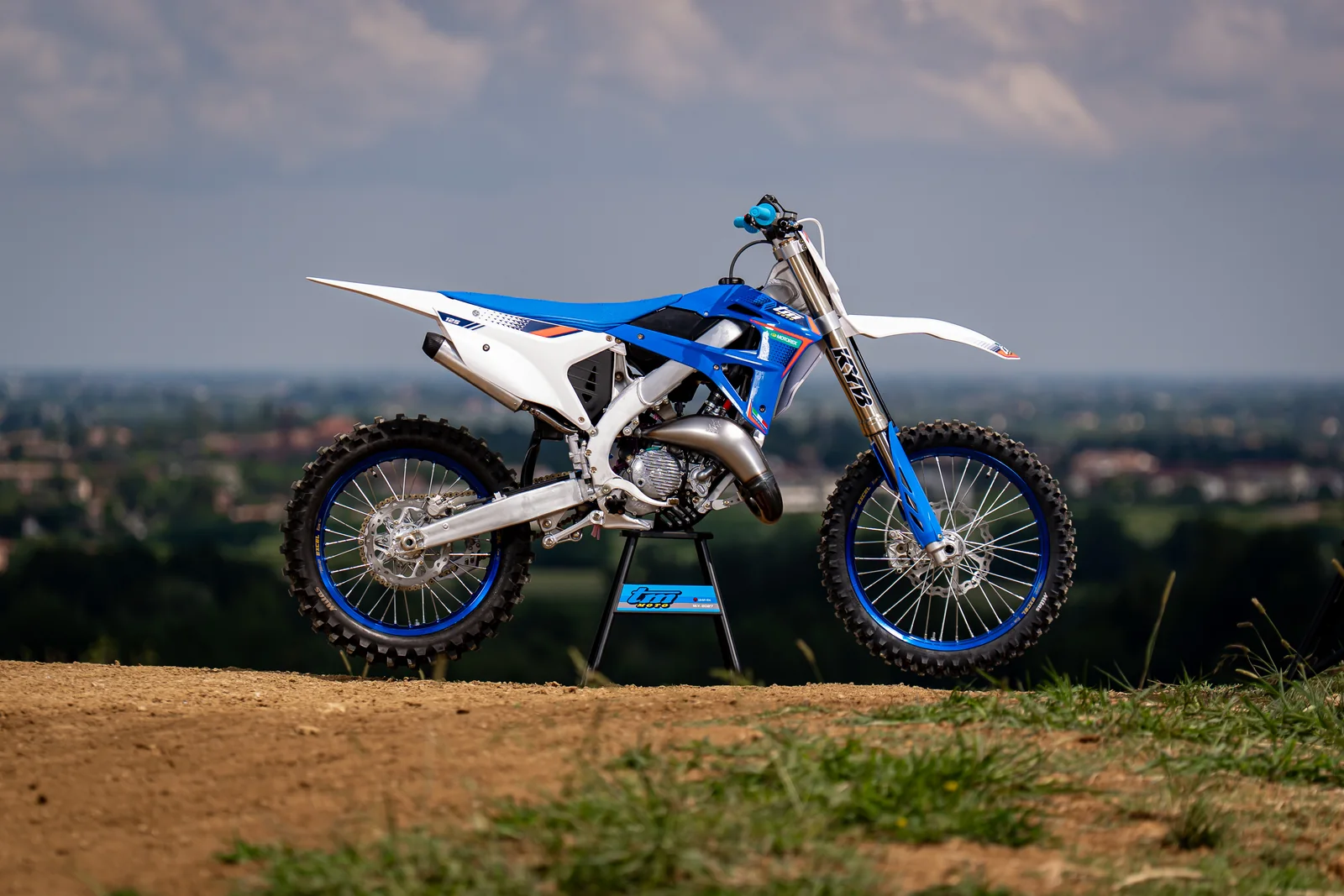 MOTOCROSSのイメージ写真